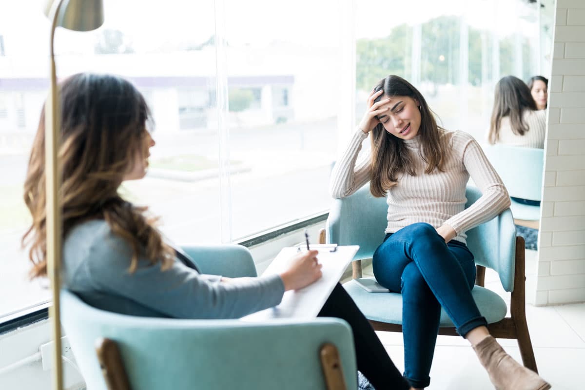 Terapias psicológicas y talleres con logopedas